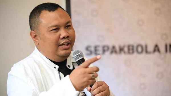 Analis Komunikasi Politik Hendri Satrio (ist)