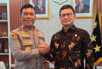 Kepala Badan Pengawas Obat dan Makanan (BPOM) RI, Taruna Ikrar, mengadakan pertemuan khusus dengan Kepala Kepolisian Daerah Sulawesi Selatan (Kapolda Sulsel), Irjen Pol Yudhiawan Wibisono, di Mapolda Sulsel pada Selasa, 28 Januari 2025.