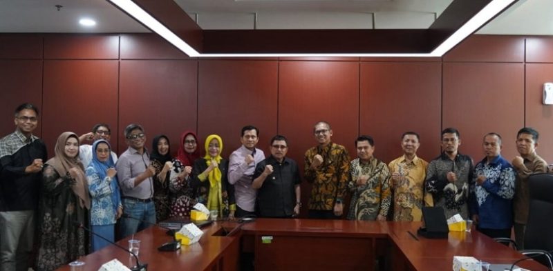 Bupati Majene bersama jajarannya melakukan Kunjungan ke BAPPENAS sebagai langkah singkronisasi arah pembangunan Nasional dan Daerah.