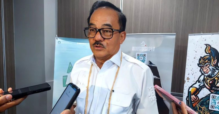 Robert J Kardinal Anggota DPR RI