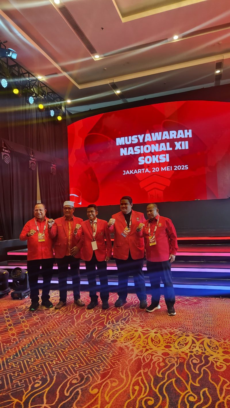 Misbakhun Ketua Depinas Soksi bersama dengan Formatur. Ali Ghiffar sebelah kanan Misbakhun.