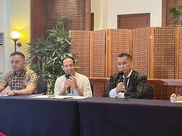 Nadim Makarim dan Hotman Paris Konferensi Pers