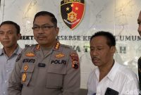 Kabid Humas Polda Jateng, Kombes Artanto (tengah), di Mapolda Jateng, Kecamatan Semarang Selatan, Kamis (27/11/2025). Foto: Arina Zulfa Ul Haq/detikJateng  Baca artikel detikjateng, 