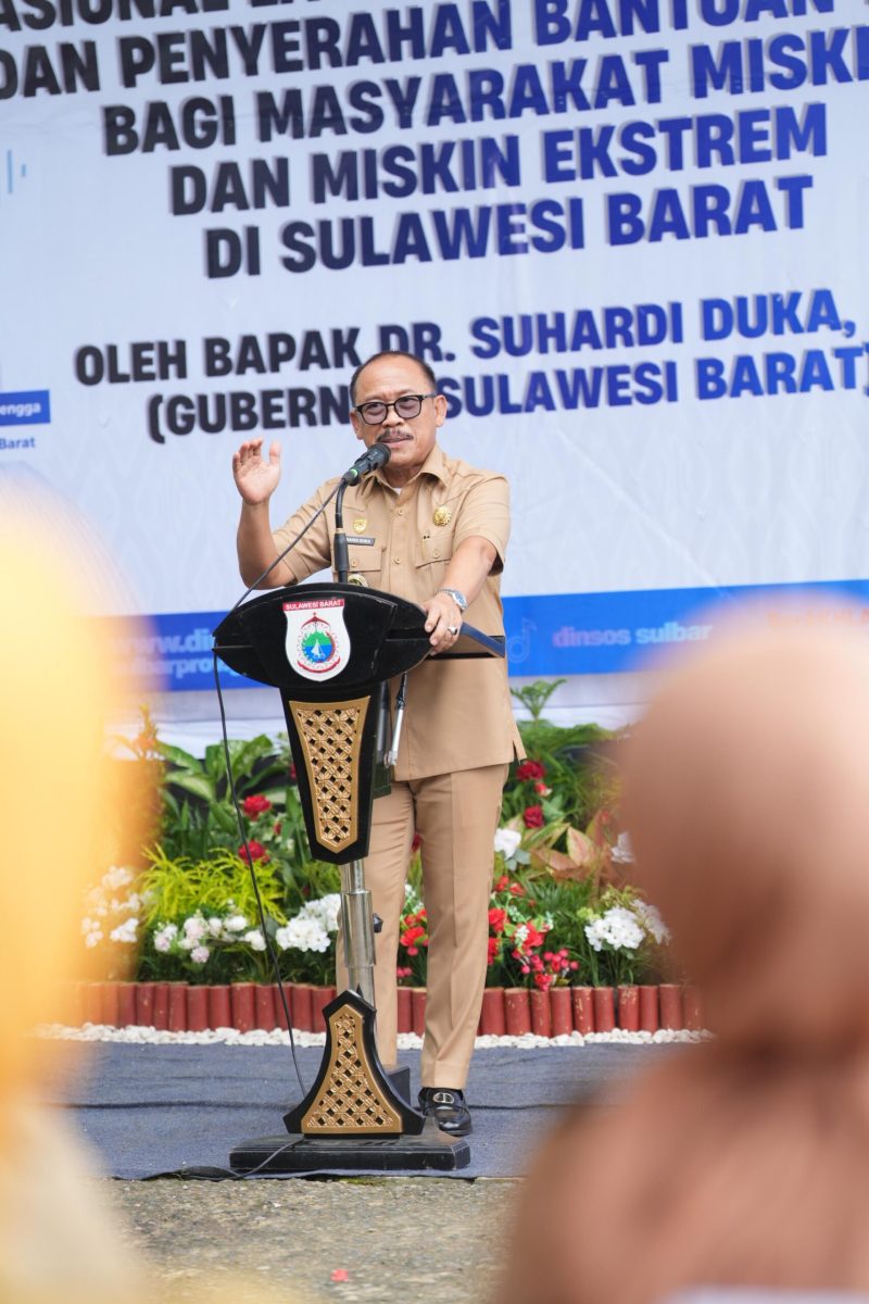 Gubernur Sulawesi Barat Suhardi Duka 