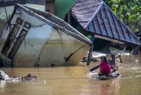 Pemerintah akan membangunkan rumah untuk Masyarakat Korban banjir dan Longsor