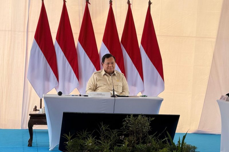 Presiden Prabowo Subianto dalam ratas di Aceh Tamiang, Aceh