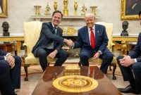 Sekjend NATO dan Donald Trump (Sumber: RRI)