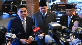 Seskab Teddy Bantah Produk AS Tanpa Sertifikat Halal (Sumber: Ipol.id)