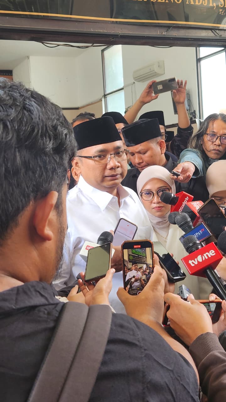 Gus Yaqut, Mantan Menteri Agama bersama dengan Tim Kuasa Hukum