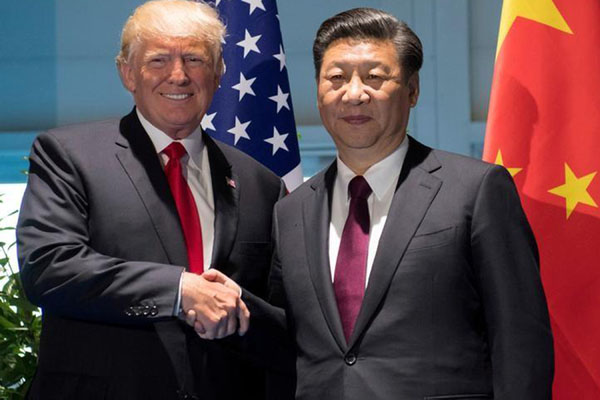 Donald Trump dan XI Jinping (Sumber: bisnis.com).