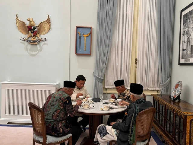 Prabowo Buka Bersama dengan MUI, NU, dan Muhammadiyah (Sumber: Kumparan.com)