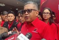 Sekjend PDIP Hasto Kristiyanto Puji Khofifah (Sumber: Oposisi Cerdas)