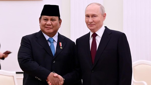 Vidlamir Putin Undang Presiden Prabowo Ke Rusia (Sumber: Detik.com)
