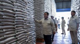 Presiden-sidak-gudang-bulog-danurejo (Sumber: Detik.com)