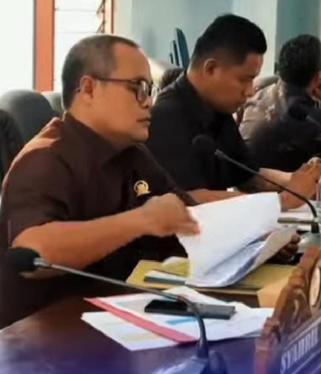 Rapat Komisi III DPRD Majene (Dok. istimewa)