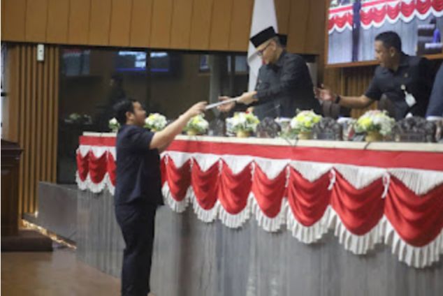 Fraksi PSI Soroti Pengelolaan Sampah dan Transparansi Anggaran dalam Pembahasan Tiga Raperda Kota Bandung (Dok. Istimewa)